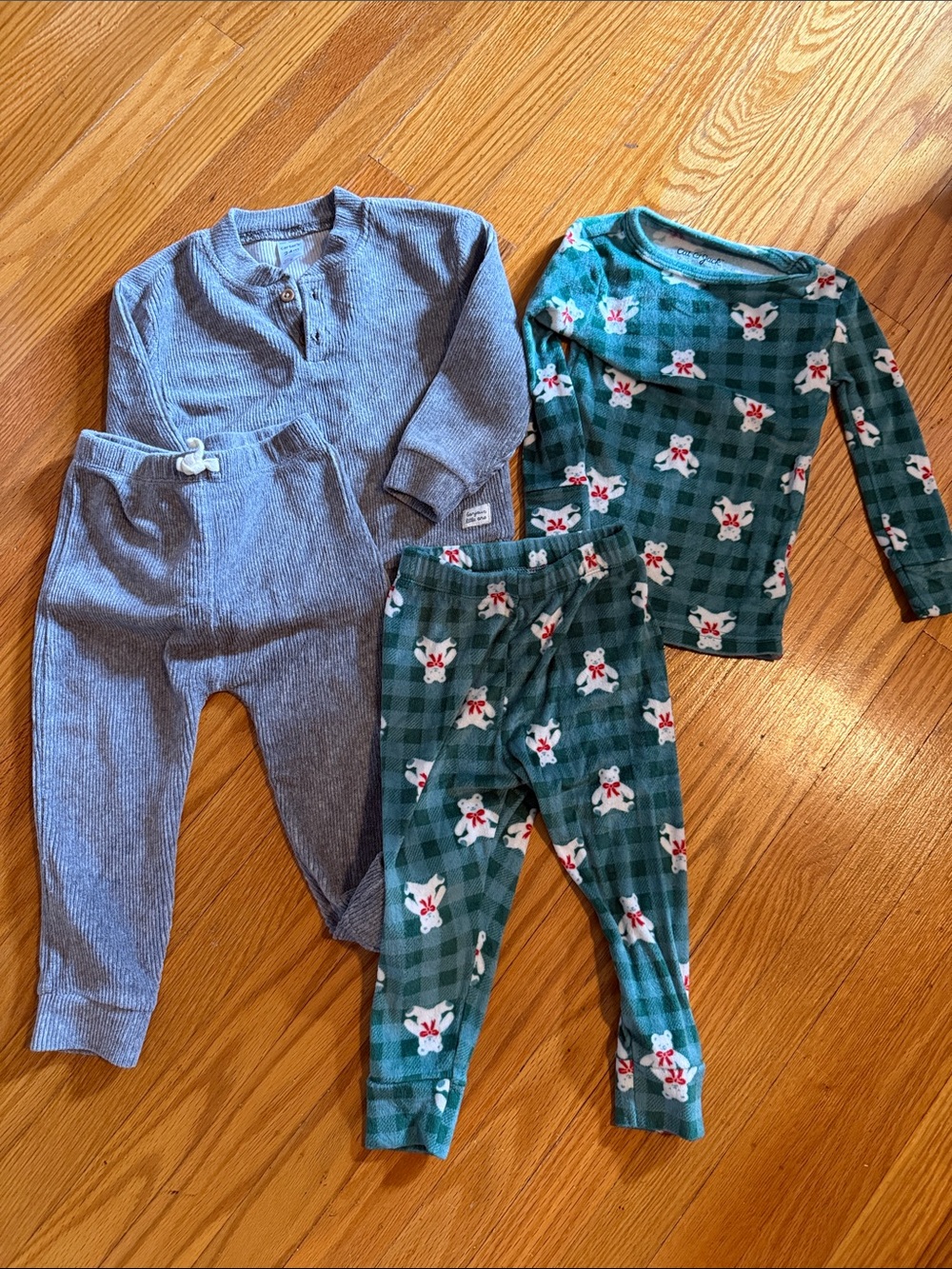 2 Cozy Winter Sets (2T)